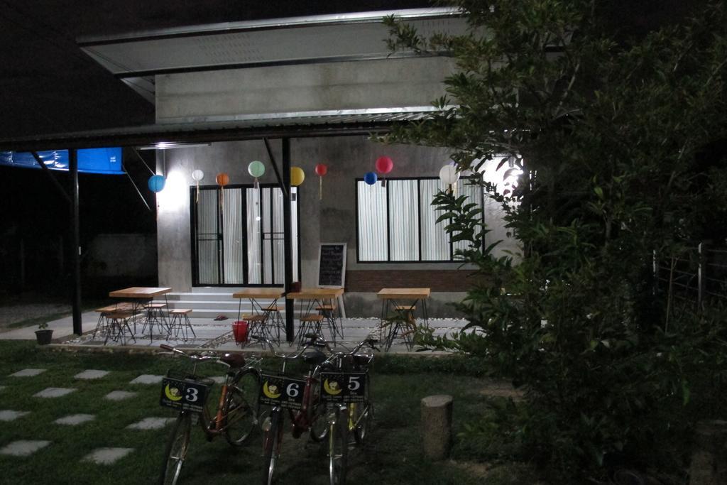 Hotel Sweet Dreams Phetchaburi Esterno foto